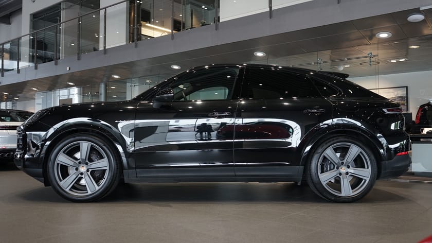 Bild 3 av Porsche Cayenne E-Hybrid Coupé