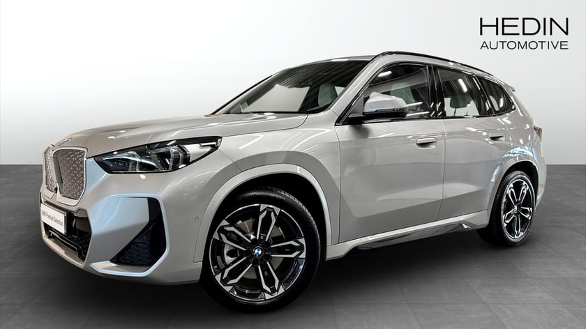 Bild 1 av BMW iX1 xDrive30