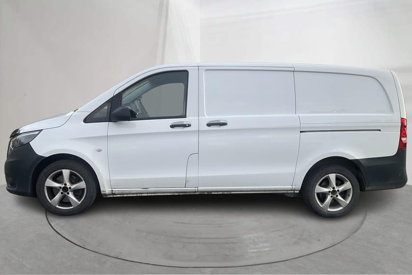 Bild 2 av Mercedes-Benz Vito 114 CDI 4x4 3.0t