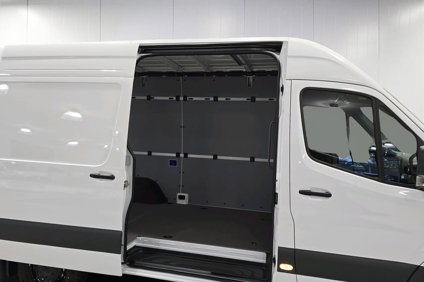 Bild 5 av Mercedes-Benz eSprinter 414 81 kWh