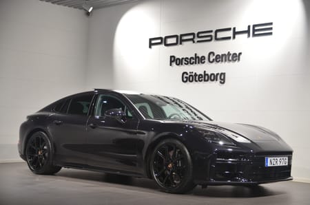 Porsche Panamera 4 E-Hybrid