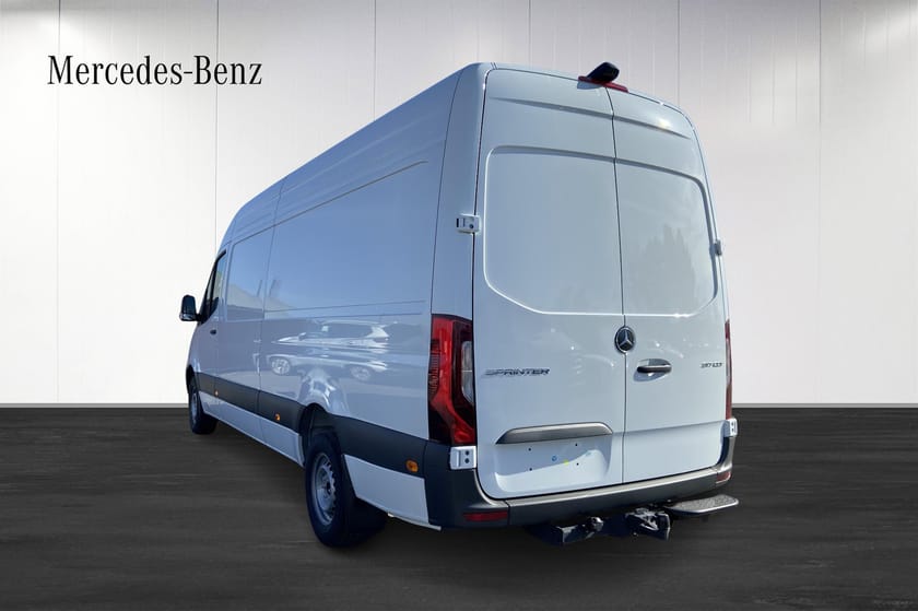 Bild 4 av Mercedes-Benz Sprinter 317 CDI RWD Panel Van