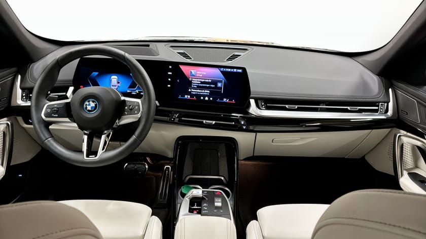 Bild 4 av BMW iX1 xDrive30