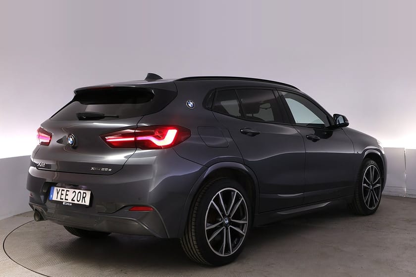 Bild 5 av BMW X2 xDrive25e