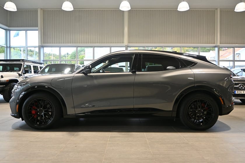 Bild 2 av Ford Mustang Mach-E Long Range AWD