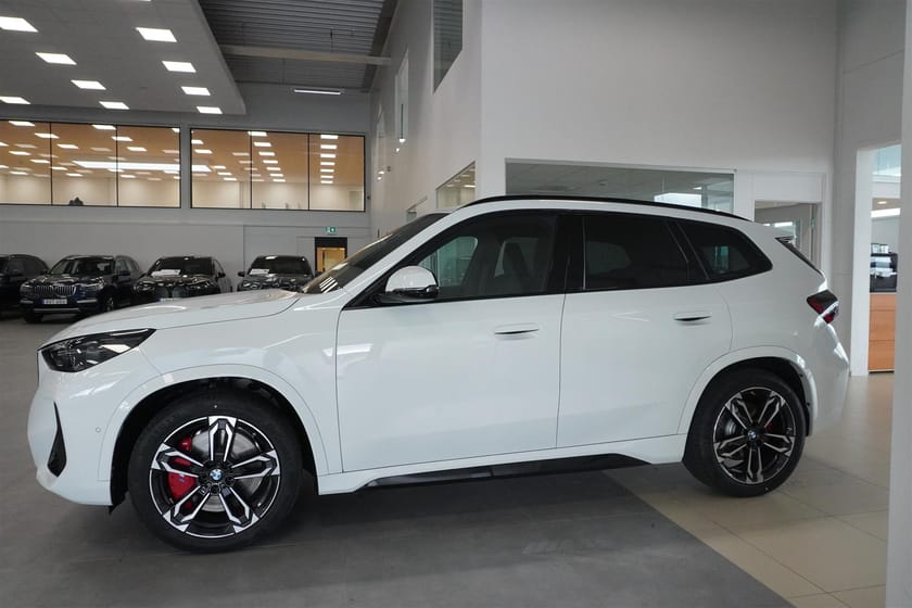 Bild 3 av BMW iX1 xDrive30
