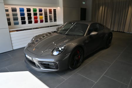 Porsche 911 Carrera 4 GTS