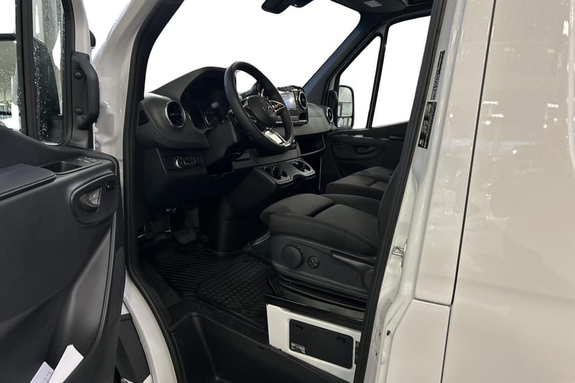 Bild 4 av Mercedes-Benz Sprinter 319 CDI 4x4 Panel Van