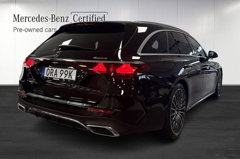 Bild 3 av Mercedes-Benz E 300 d e 4MATIC T