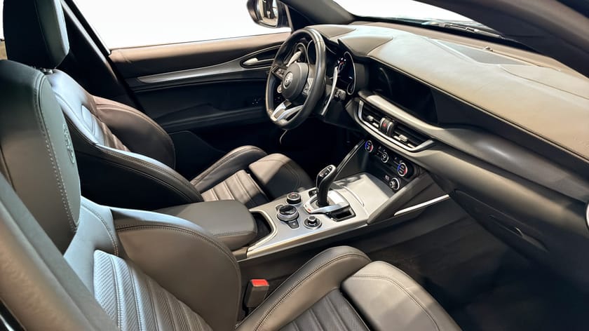 Bild 3 av Alfa Romeo Stelvio