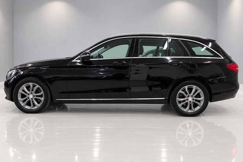 Bild 3 av Mercedes-Benz C 220 T d 4MATIC