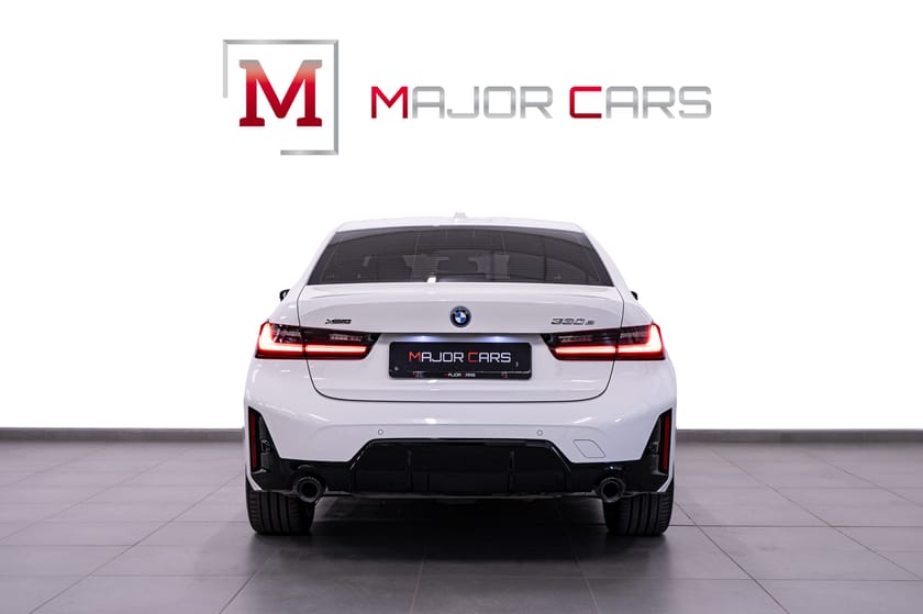 Bild 5 av BMW 330e xDrive Sedan