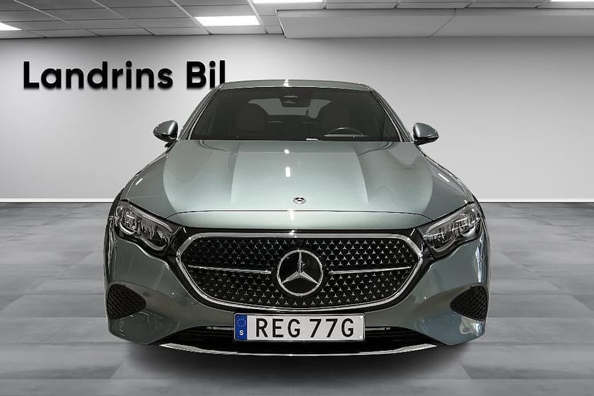 Bild 2 av Mercedes-Benz E 300 e 4MATIC