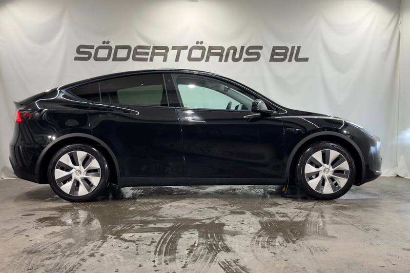 Bild 5 av Tesla Model Y Standard Range RWD