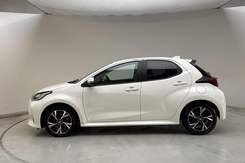 Bild 2 av Toyota Yaris Hybrid 115