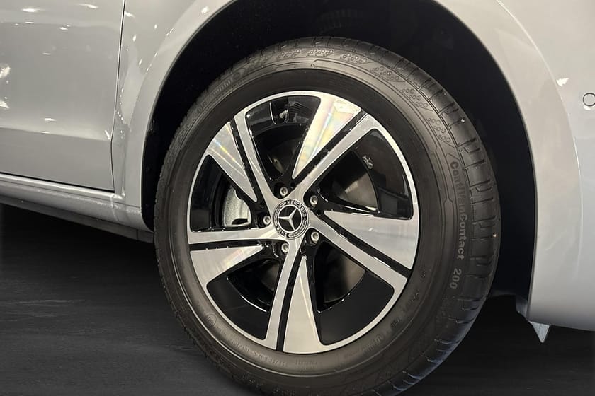 Bild 5 av Mercedes-Benz Vito Mixto 119 CDI 4x4 3.0t