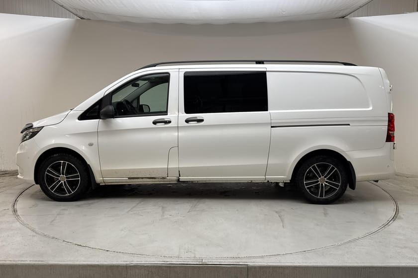 Bild 2 av Mercedes-Benz Vito Mixto 119 CDI 4x4 3.0t