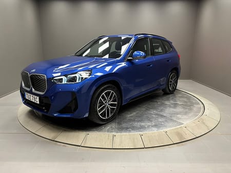 BMW iX1 xDrive30