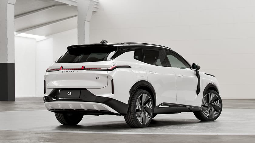 Bild 4 av Lynk & Co 08 More PHEV