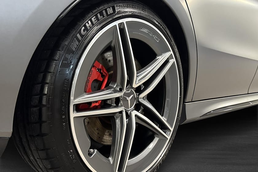 Bild 5 av Mercedes-Benz AMG CLA 45 S 4MATIC+ Shooting Brake