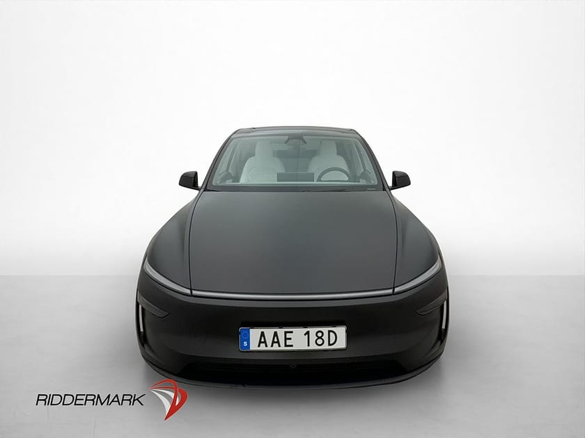 Bild 3 av Tesla Model Y Long Range AWD