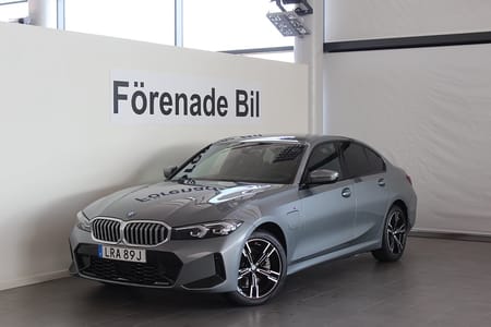 BMW 330e xDrive Sedan