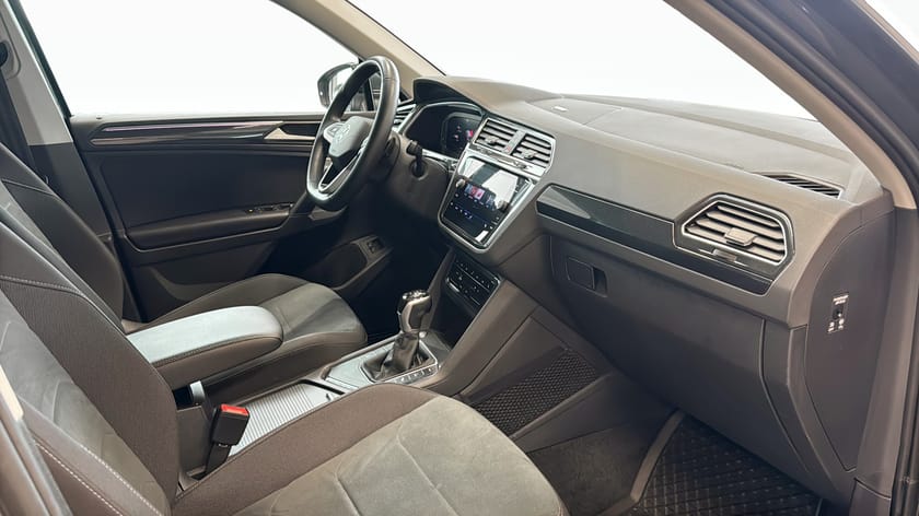 Bild 3 av Volkswagen Tiguan eHybrid