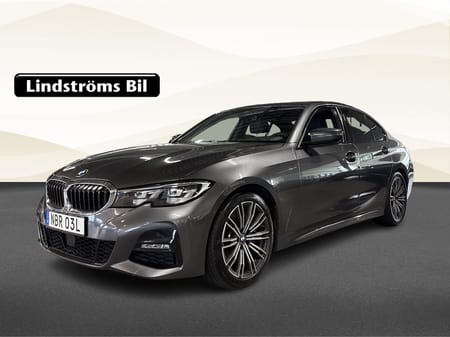 BMW 330i Sedan