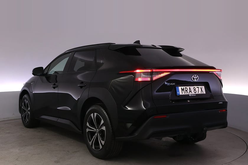 Bild 4 av Toyota bZ4X
