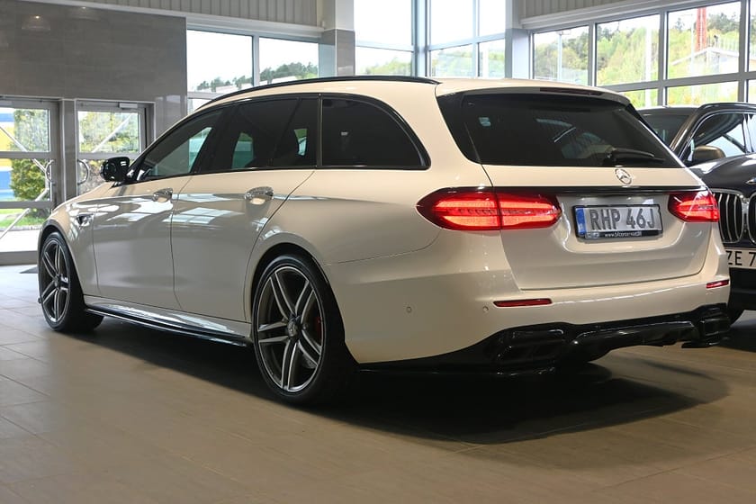 Bild 3 av Mercedes-Benz AMG E 63 S T 4MATIC+
