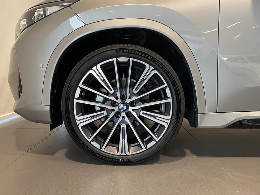 Bild 3 av BMW iX1 eDrive20