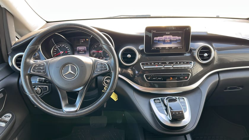 Bild 4 av Mercedes-Benz V 220d 3.1t