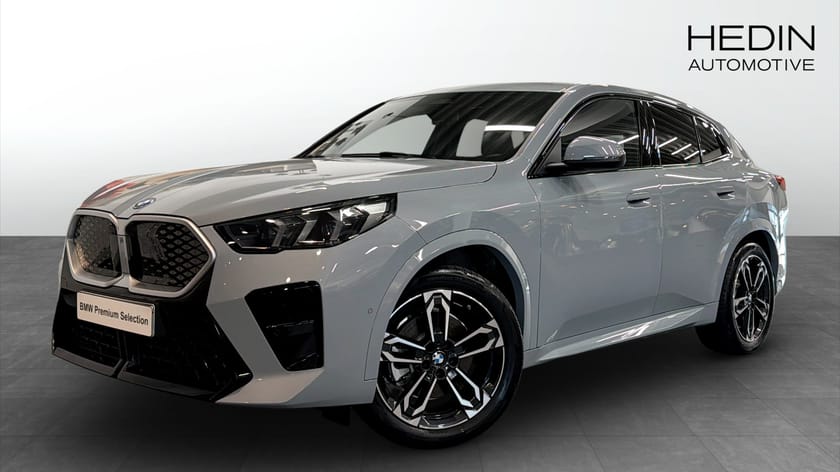 Bild 1 av BMW iX2 xDrive30