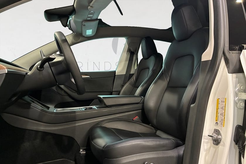 Bild 3 av Tesla Model Y Long Range AWD