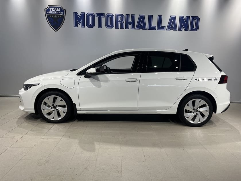 Bild 1 av Volkswagen Golf eHybrid