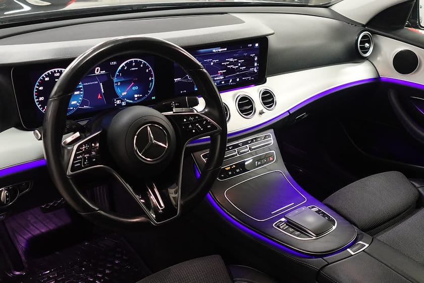 Bild 5 av Mercedes-Benz E 300 T de 4MATIC