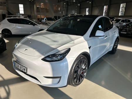 Tesla Model Y Performance