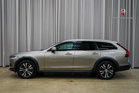 Volvo V90 Cross Country
