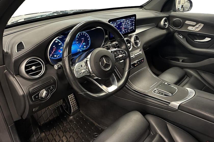 Bild 2 av Mercedes-Benz GLC 300 e Coupé 4MATIC