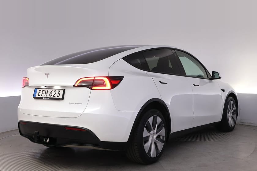 Bild 5 av Tesla Model Y Long Range AWD