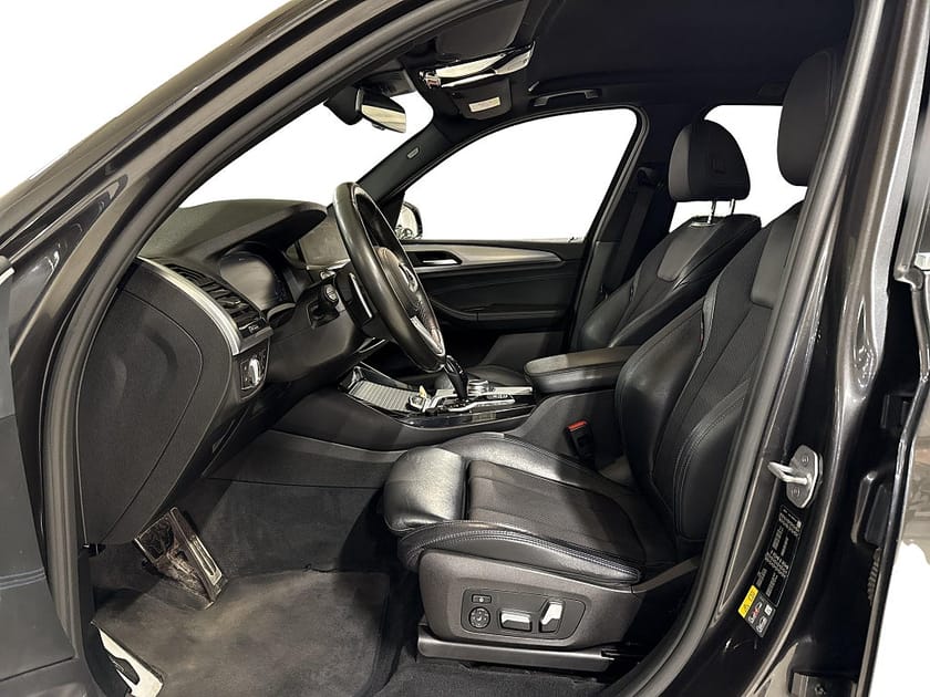 Bild 2 av BMW X3 xDrive30e