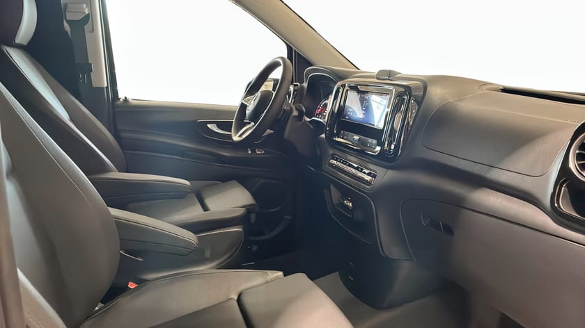 Bild 3 av Mercedes-Benz Vito 119 CDI 4x4 3.0t