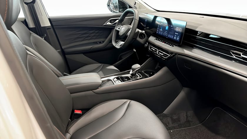 Bild 3 av MG HS PHEV