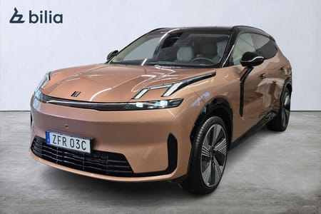Lynk & Co 08 PHEV