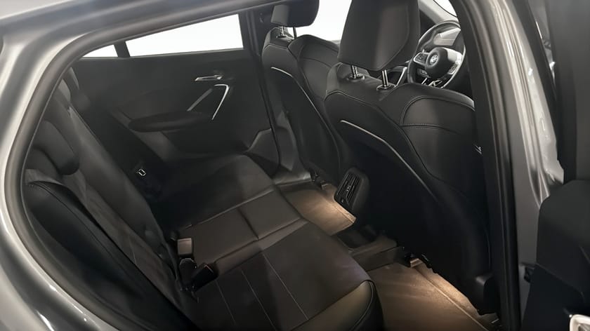 Bild 5 av BMW iX2 xDrive30