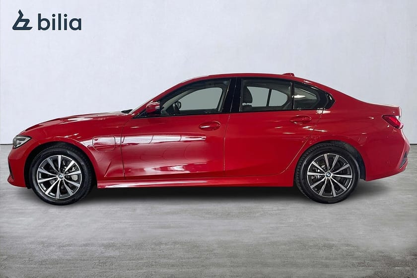 Bild 3 av BMW 330e Sedan