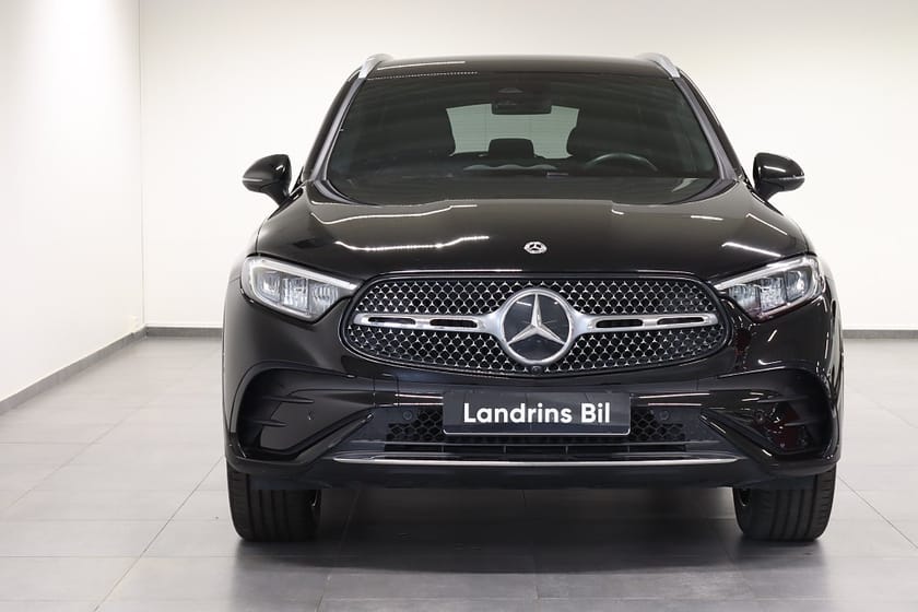 Bild 2 av Mercedes-Benz GLC 300 e 4MATIC