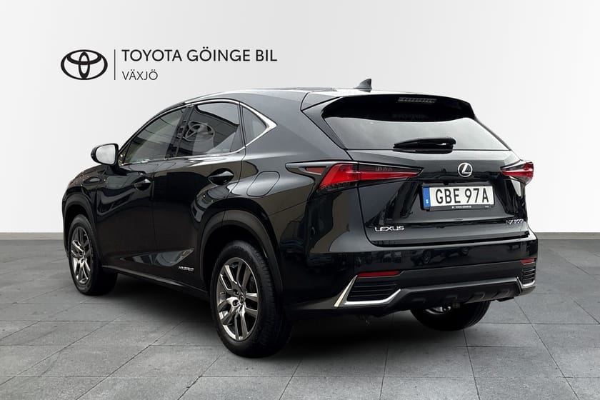 Bild 2 av Lexus NX 300h AWD