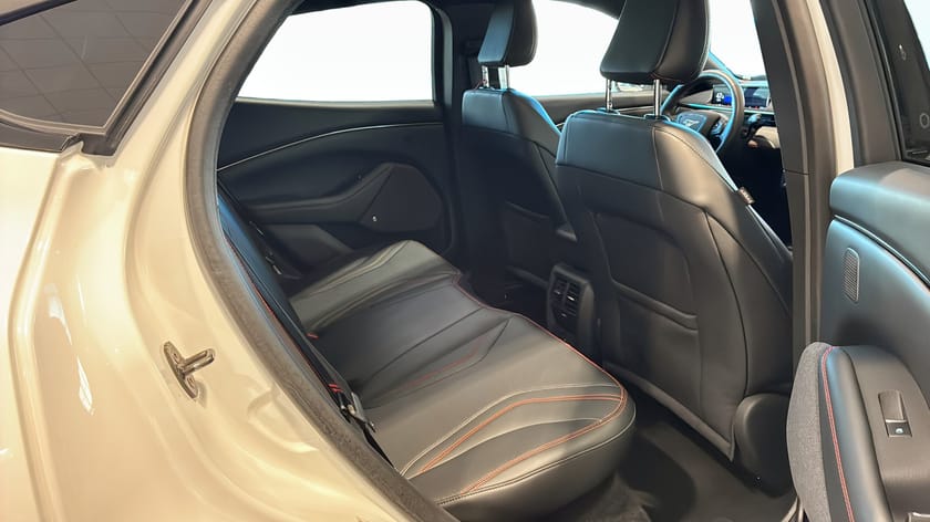 Bild 5 av Ford Mustang Mach-E Standard Range AWD
