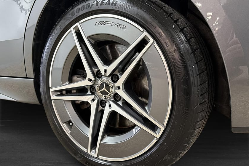 Bild 3 av Mercedes-Benz C 300 T de
